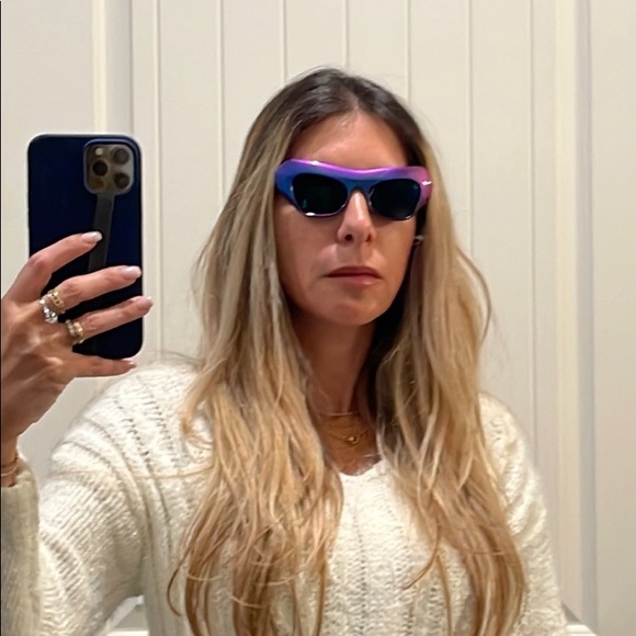 Luis Vuitton original stunning sunglasses - Picture 9 of 9